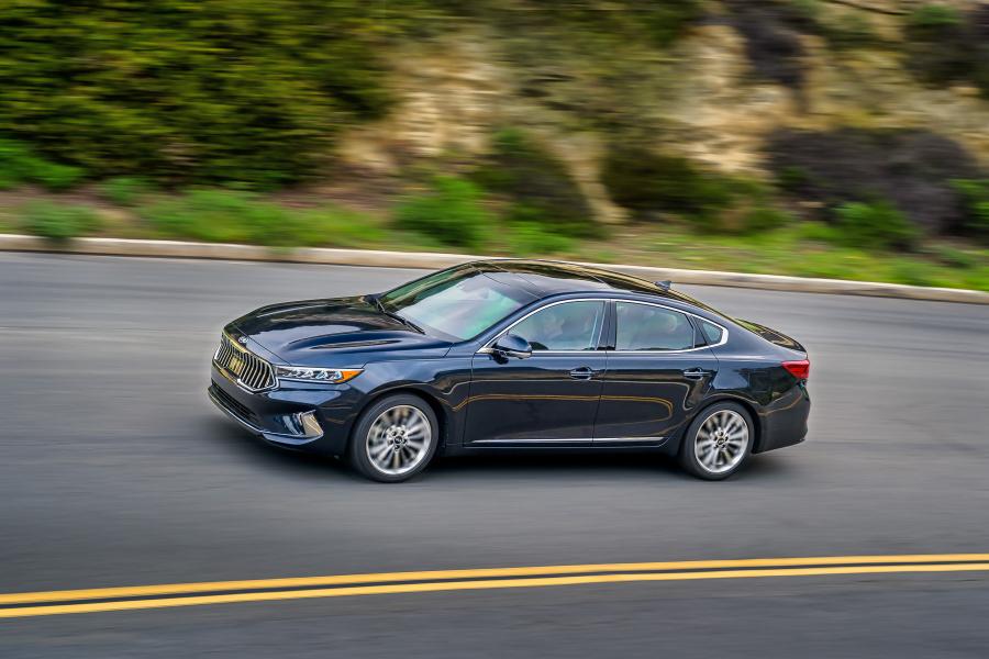  Kia Cadenza (YG) 2020 года  (NA) (фото 2 из 51)